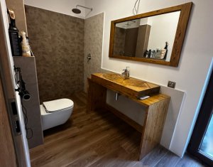 Apartament ultrafinisat in vila, parcare, facilitati, Gruia