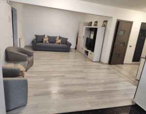 Apartament 2 camere, etaj intermediar, Floresti, zona Eroilor