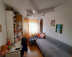 Apartament cu 3 camere, decomandat, boxa la subsol, Manastur