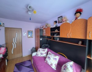 Apartament cu 3 camere, decomandat, boxa la subsol, Manastur