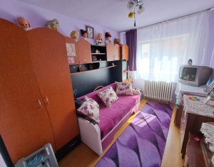 Apartament cu 3 camere, decomandat, boxa la subsol, Manastur