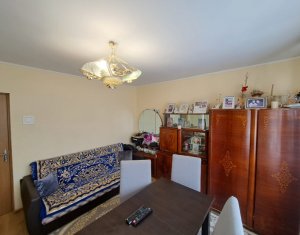 Apartament cu 3 camere, decomandat, boxa la subsol, Manastur