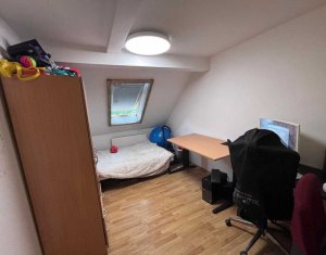 Apartament 3 camere, 2 niveluri, 78 mp + pod 25 mp, parțial mobilat