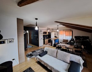 Apartament cu doua camere, pod, parcare inclusa