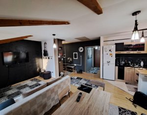 Apartament cu doua camere, pod, parcare inclusa