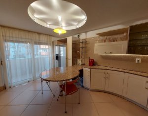 Vente appartement 4 chambres dans Cluj-napoca, zone Marasti