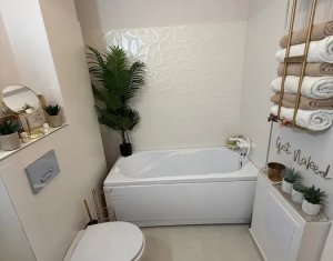 Apartament 3 camere, etaj intermediar, lift, parcare, Floresti
