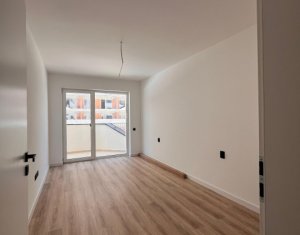 Apartament complex Eroilor, Floresti