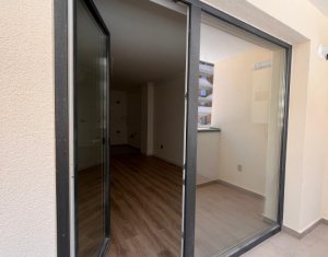 Apartament complex Eroilor, Floresti