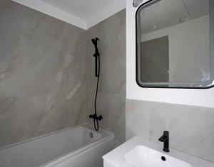Apartament complex Eroilor, Floresti