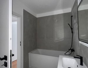 Apartament complex Eroilor, Floresti