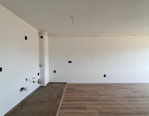 Vanzare apartament 2 camere in Floresti