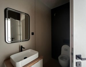 Apartament complex Eroilor, Floresti
