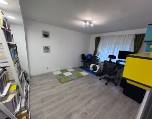 Apartament de lux si spatios, piata Flora, 92mp
