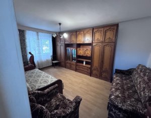 Apartament cu 4 camere, decomandat, Kaufland Manastur