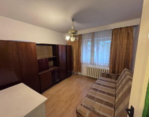 Apartament cu 4 camere, decomandat, Kaufland Manastur