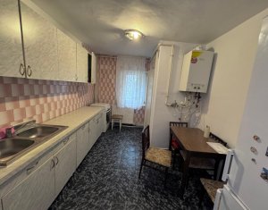Apartament cu 4 camere, decomandat, Kaufland Manastur