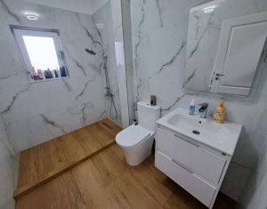 Apartament cu doua camere, mobilat si utilat, etaj intermediar, Floresti