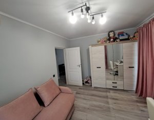 Apartament cu doua camere, mobilat si utilat, etaj intermediar, Floresti