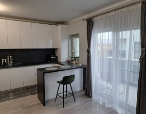Apartament cu doua camere, mobilat si utilat, etaj intermediar, Floresti