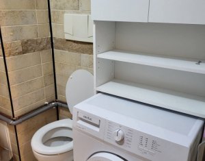Vanzare apartament 68 mp, 3 camere