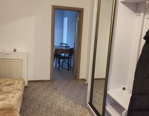 Vanzare apartament 68 mp, 3 camere