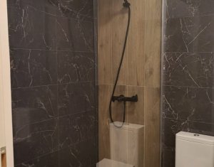 Apartment 2 rooms for sale in Floresti