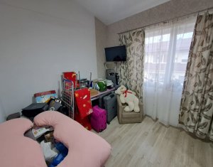 Apartament cu 3 camere, doua dormitoare, strada Ioan Rus, Floresti