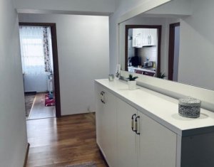 Apartament 2 camere 61 mp, parcare cu CF, zona JISK Floresti