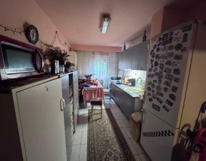 Apartament cu 4 camere, decomandat, Aleea Padin nr.20, COMISION 0 la cumparare!