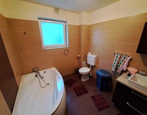Apartament cu doua camere, Baciu
