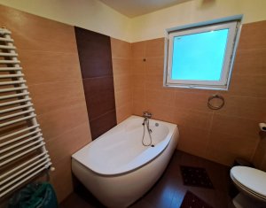 Apartament cu doua camere, Baciu