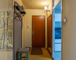 Appartement 4 chambres à vendre dans Cluj-napoca, zone Manastur