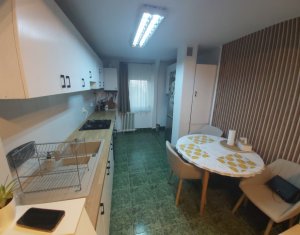 Appartement 3 chambres à vendre dans Cluj-napoca, zone Gheorgheni