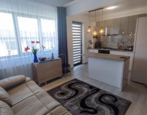 Vanzare apartament 3 camere in Floresti
