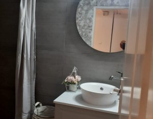  Apartament cochet, parcare, zona UMF