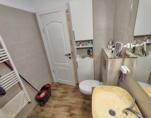 Lakás 2 szobák eladó on Floresti