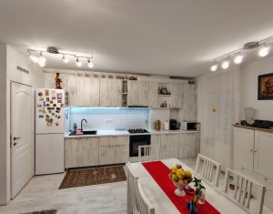 Vanzare apartament 2 camere in Floresti