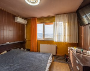 Apartament cu 2 camere decomandate 49mp str Donath