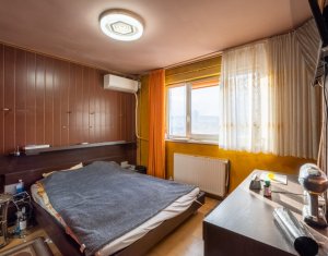 Apartament cu 2 camere decomandate 49mp str Donath