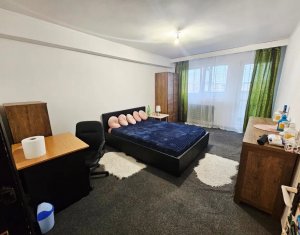 Apartament 3 camere decomandat de vanzare in Marasti