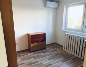 Appartement 3 chambres à vendre dans Cluj-napoca, zone Manastur