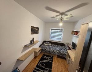 Appartement 3 chambres à vendre dans Cluj-napoca, zone Marasti