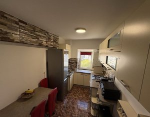 Appartement 3 chambres à vendre dans Cluj-napoca, zone Marasti