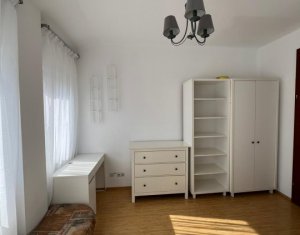 Apartament 4 camere de vanzare in Cluj-napoca, zona Centru