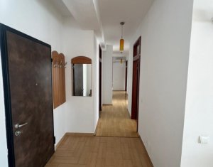 Apartament 4 camere de vanzare in Cluj-napoca, zona Centru