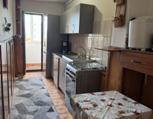 Apartament 3 camere de vanzare in Manastur, etaj 3, util 72 mp