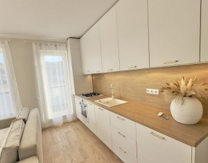 Lakás 2 szobák eladó on Floresti