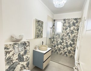 Lakás 2 szobák eladó on Floresti