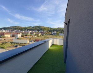 Lakás 2 szobák eladó on Floresti